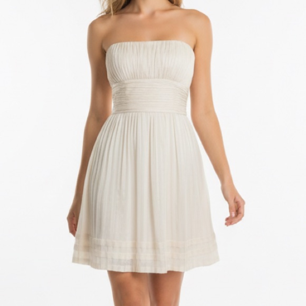 BCBGMaxazria Strapless mini dress Ivory white silk pleated SZ 6 NEW!